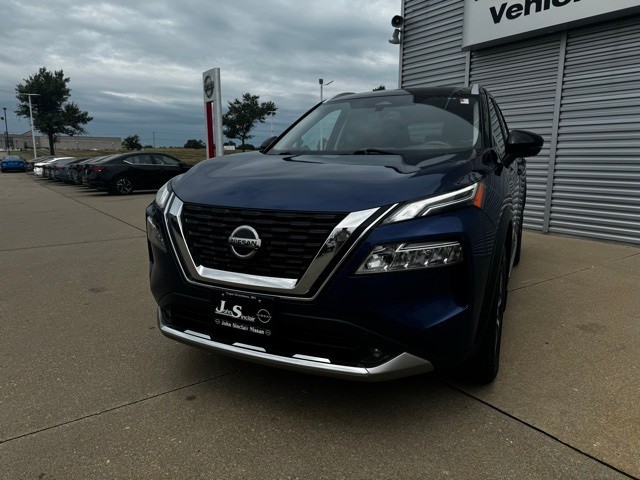 Certified 2021 Nissan Rogue Platinum with VIN JN8AT3DD8MW305795 for sale in Cape Girardeau, MO