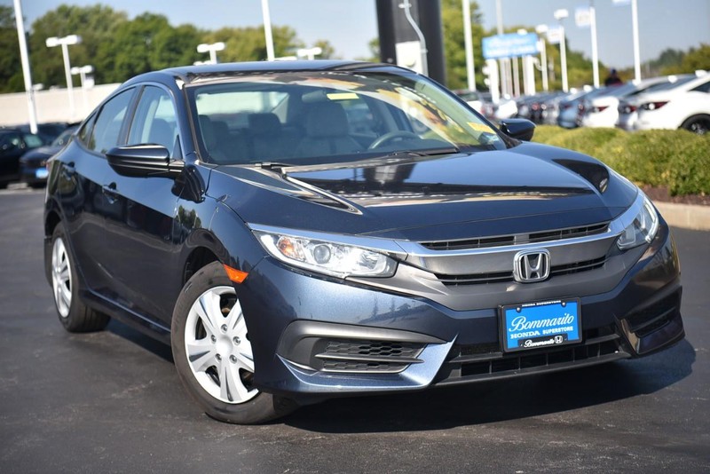 Used 2016 Honda Civic LX with VIN 19XFC2F50GE024476 for sale in Hazelwood, MO