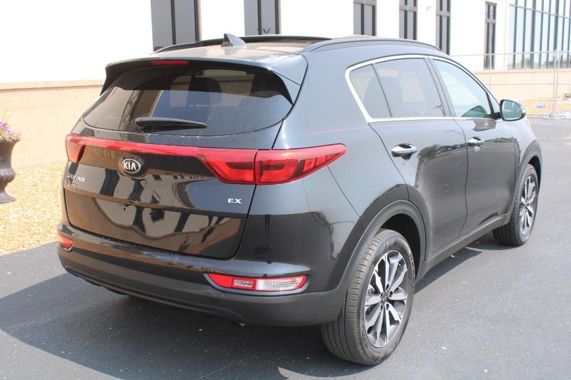 Used 2019 Kia Sportage EX with VIN KNDPNCAC1K7556614 for sale in Wood River, IL