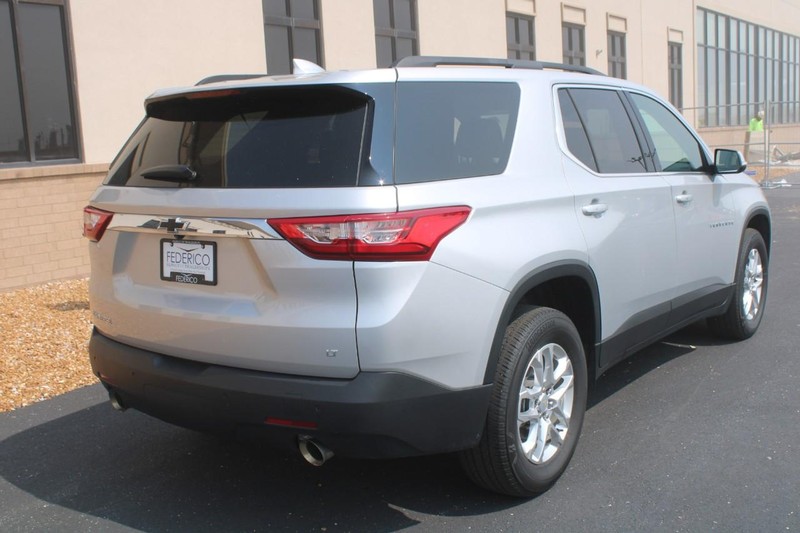 Used 2021 Chevrolet Traverse 1LT with VIN 1GNERGKW1MJ259058 for sale in Wood River, IL