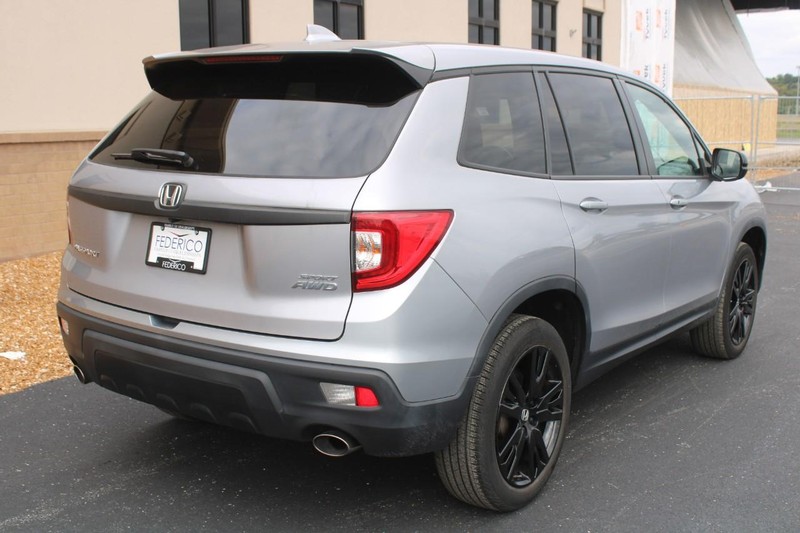 Used 2021 Honda Passport Sport with VIN 5FNYF8H2XMB024545 for sale in Wood River, IL