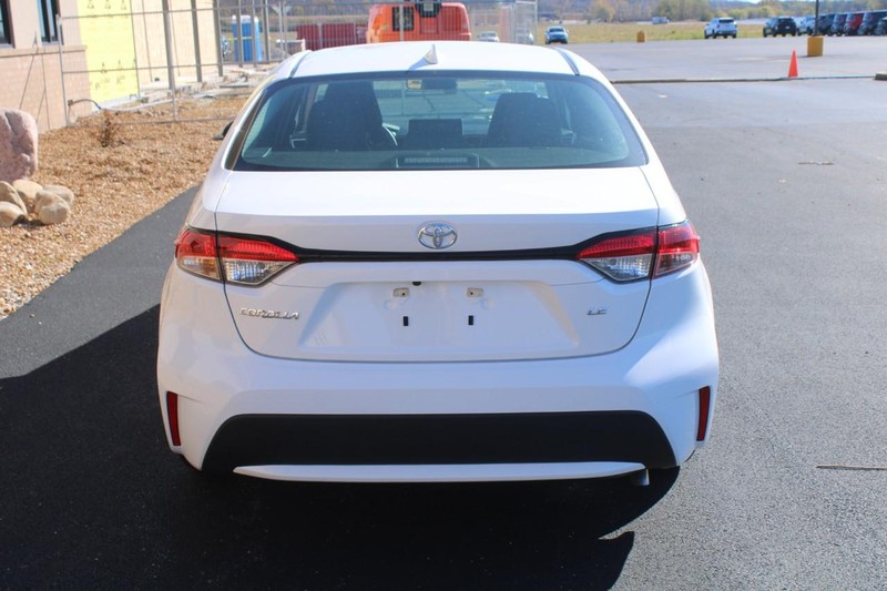 Used 2020 Toyota Corolla LE with VIN 5YFEPRAE3LP049011 for sale in Wood River, IL