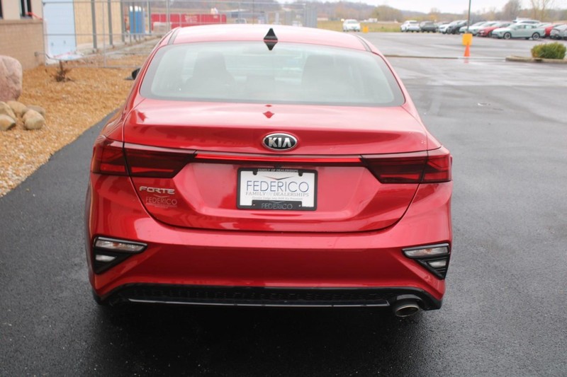 Used 2020 Kia FORTE LXS with VIN 3KPF24AD0LE148870 for sale in Wood River, IL