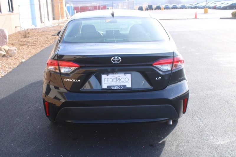 Used 2020 Toyota Corolla LE with VIN JTDVPRAEXLJ083743 for sale in Wood River, IL