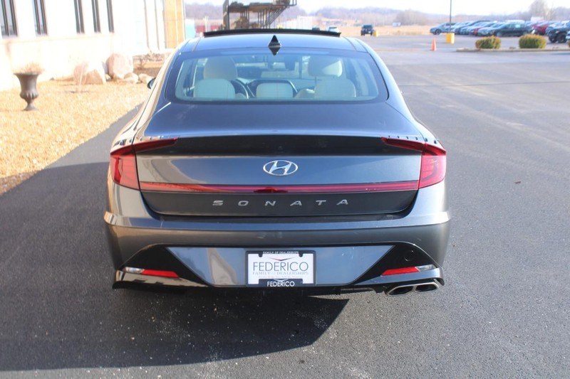 Used 2022 Hyundai Sonata SEL with VIN KMHL14JA9NA185705 for sale in Wood River, IL